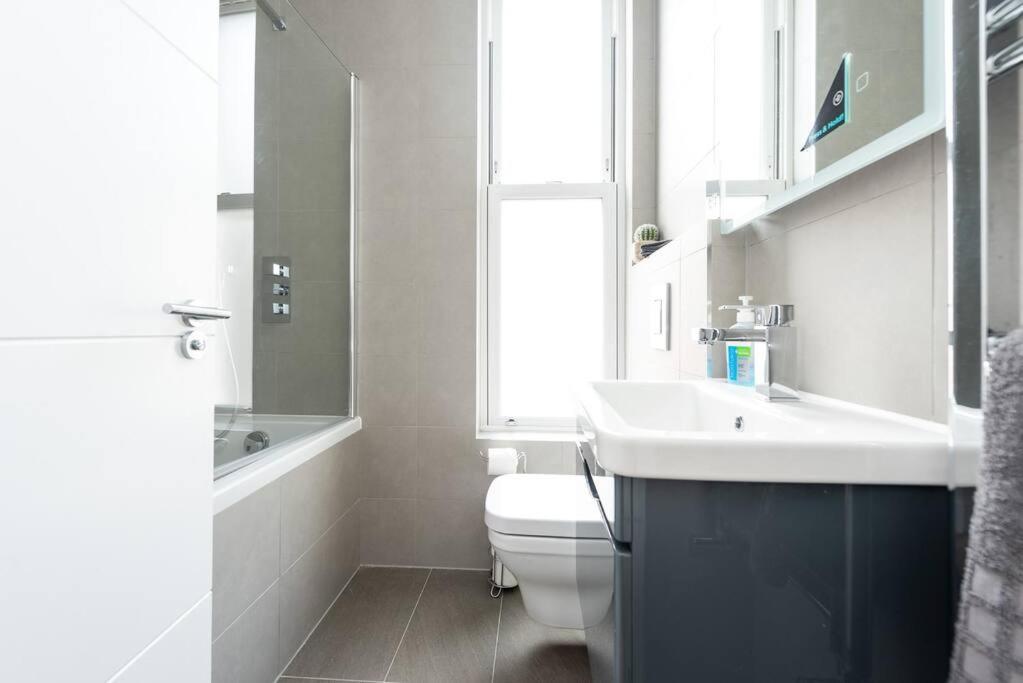 Beautiful Apartment By Hyde Park Ss2 伦敦 外观 照片